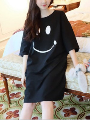 Women Funny Smile Print Round Neck Home Breathable Nightgown